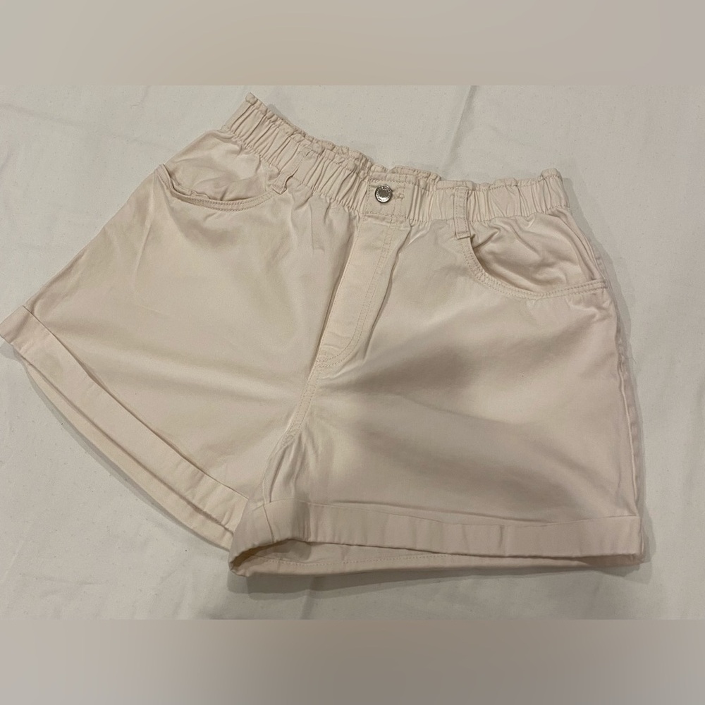 Women's Cream Shorts